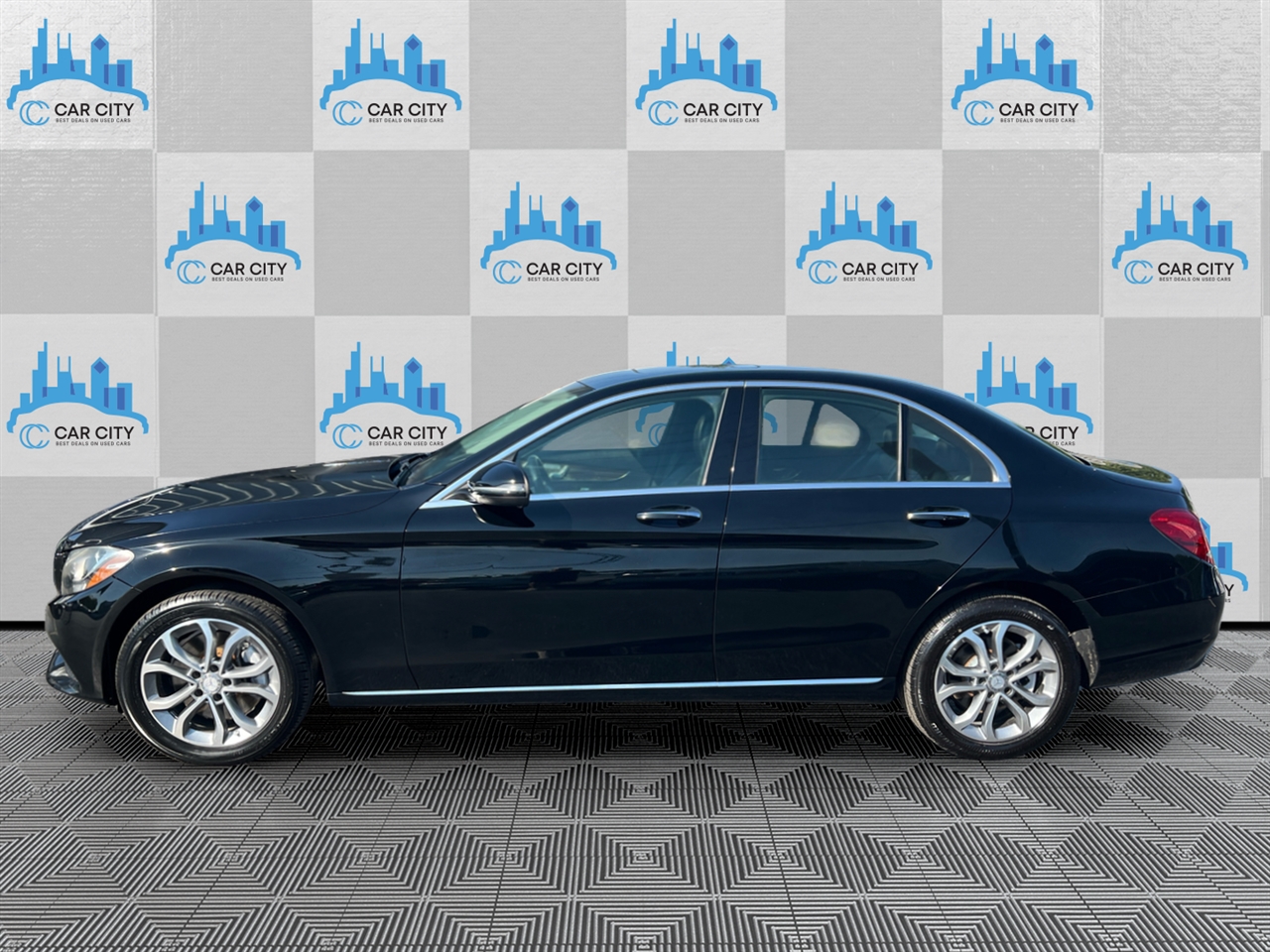 Mercedes-Benz C-Class C300 4MATIC Sedan 2018