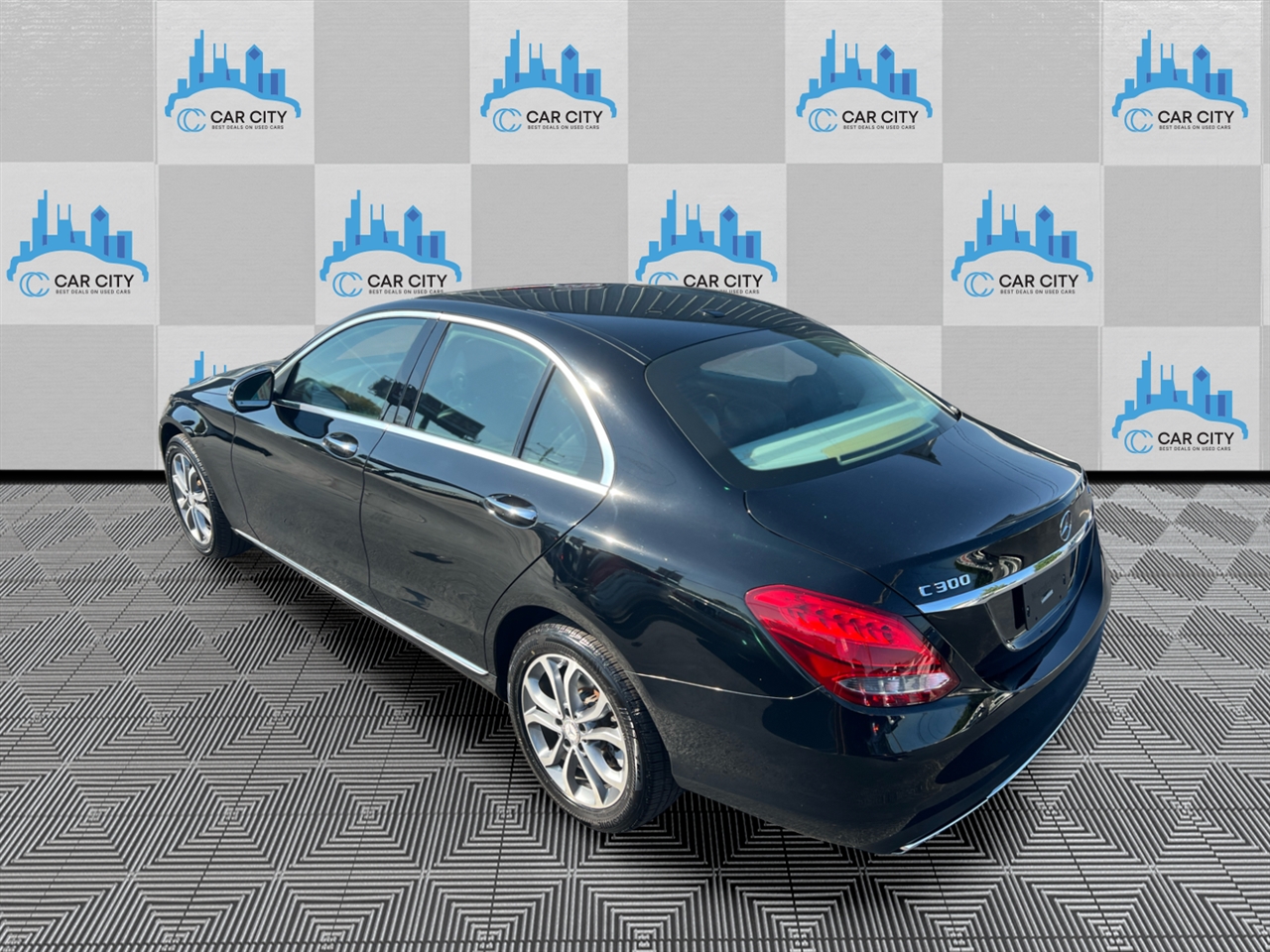 Mercedes-Benz C-Class C300 4MATIC Sedan 2018