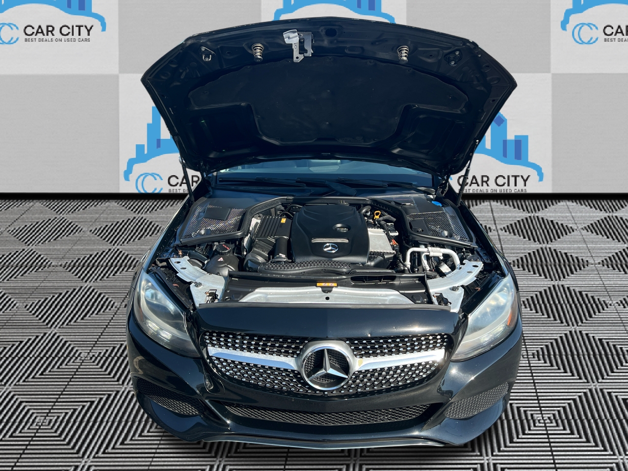 Mercedes-Benz C-Class C300 4MATIC Sedan 2018