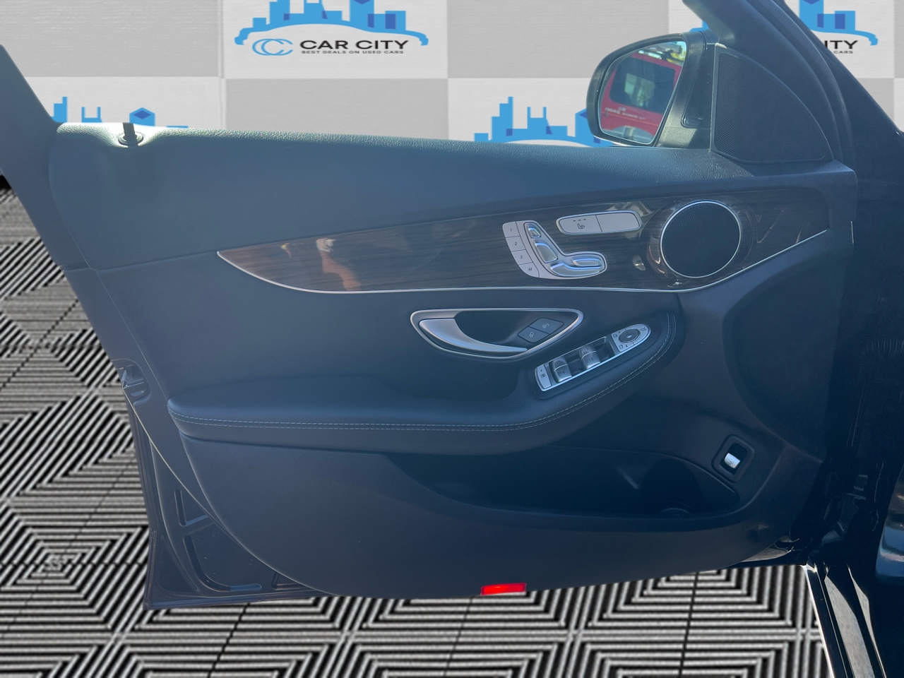 Mercedes-Benz C-Class C300 4MATIC Sedan 2018