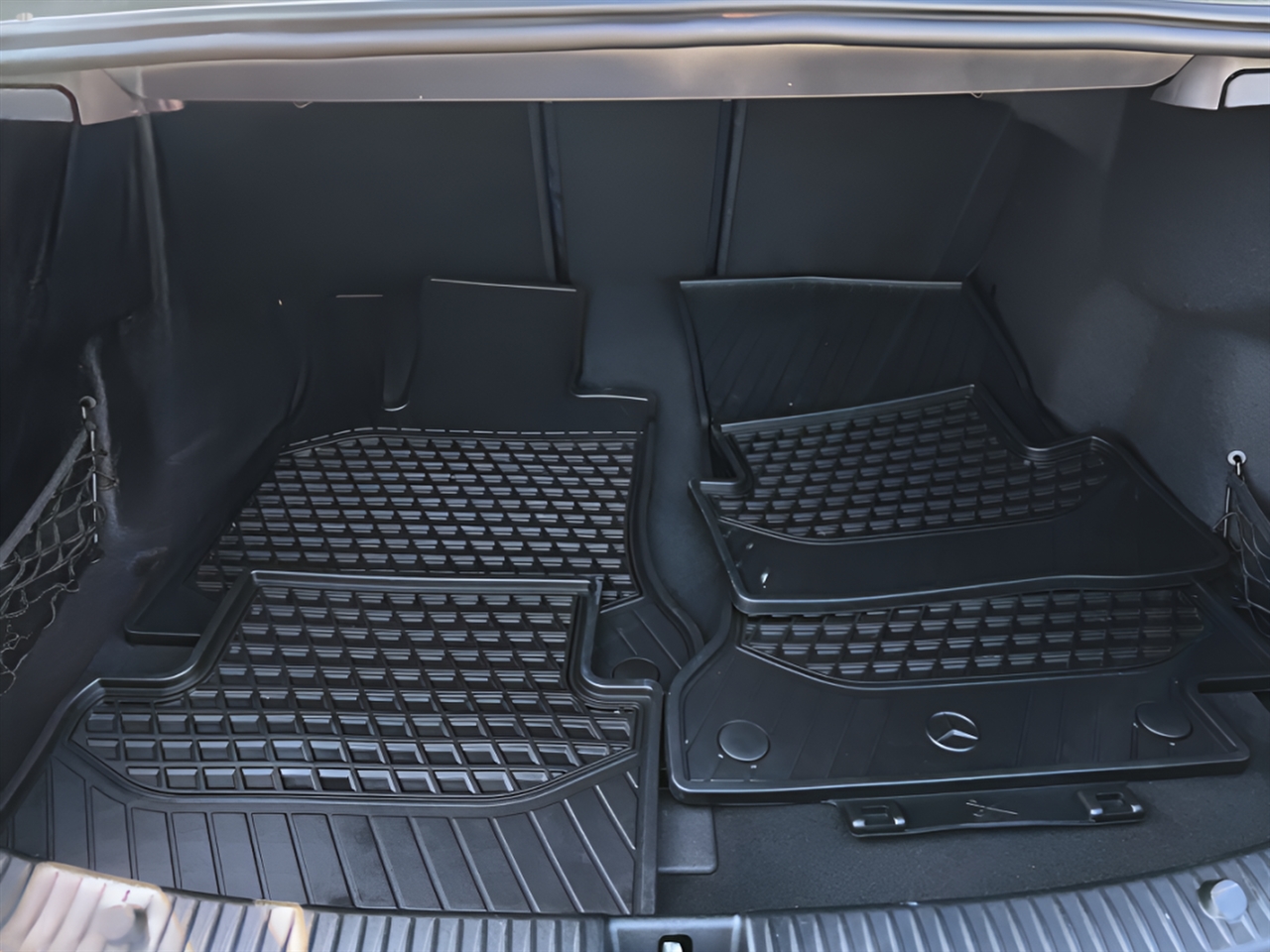 Mercedes-Benz C-Class C300 4MATIC Sedan 2018