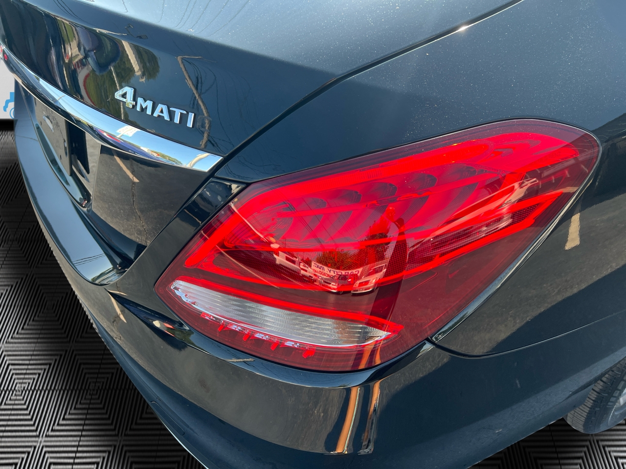 Mercedes-Benz C-Class C300 4MATIC Sedan 2018