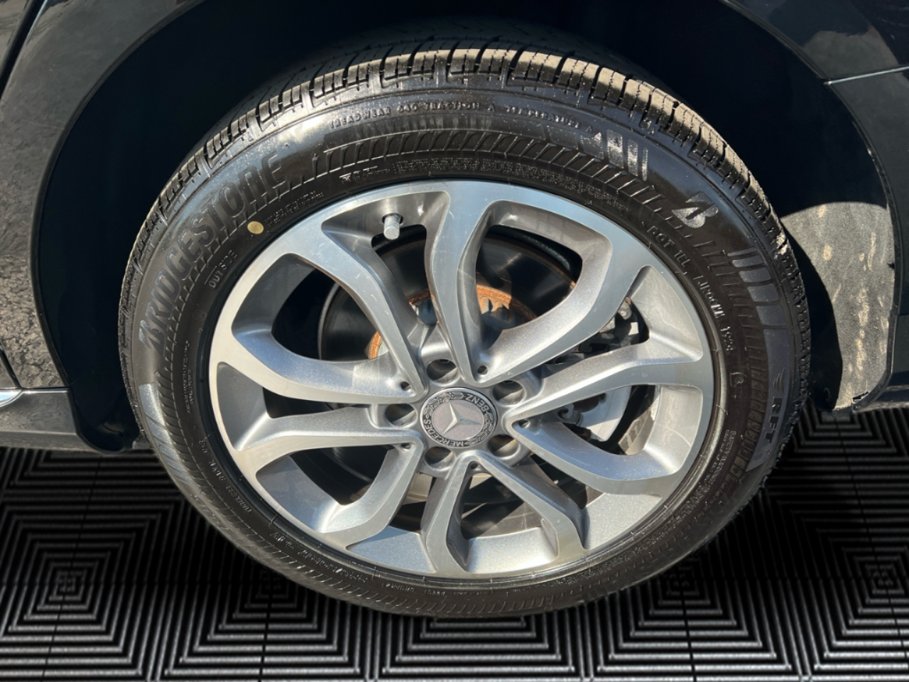 Mercedes-Benz C-Class C300 4MATIC Sedan 2018