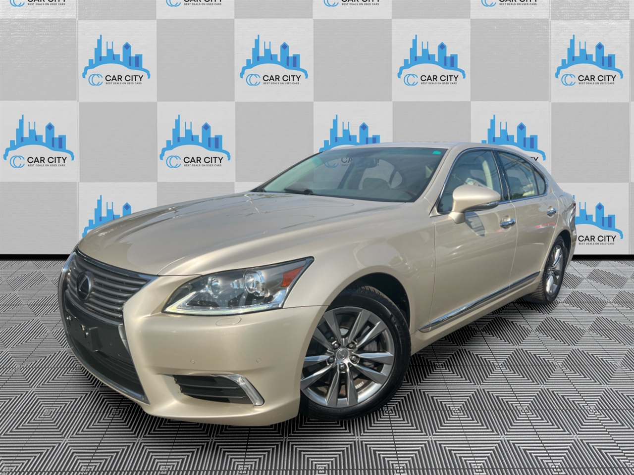 Lexus LS 460 Luxury Sedan AWD 2015