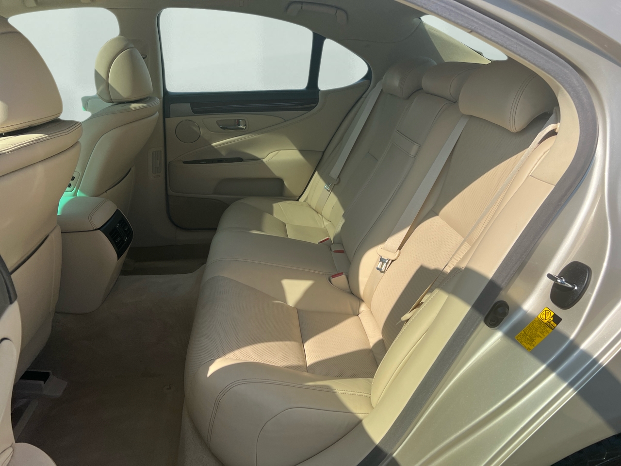 Lexus LS 460 Luxury Sedan AWD 2015