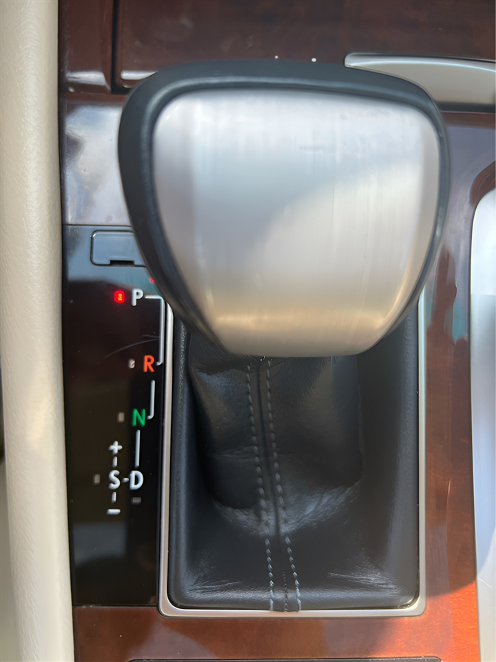 Lexus LS 460 Luxury Sedan AWD 2015