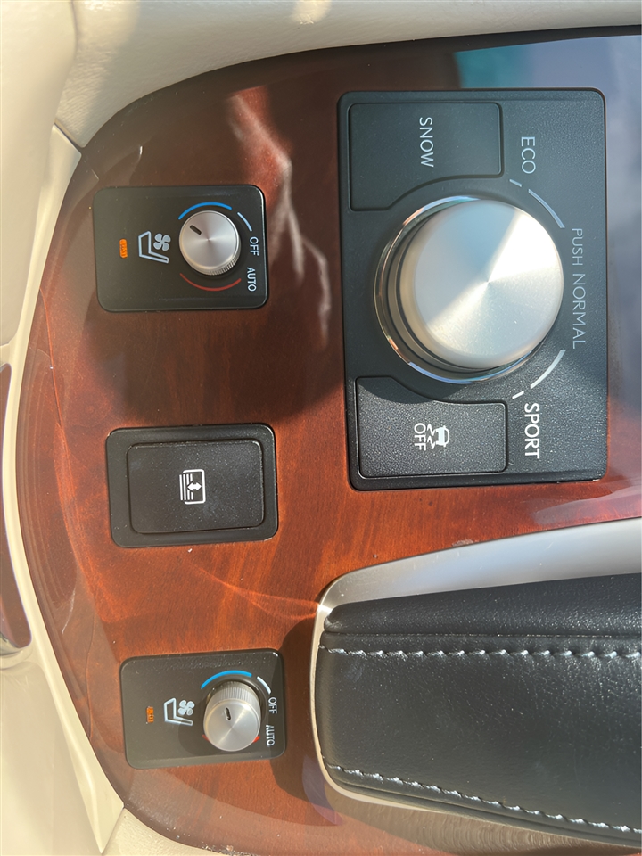 Lexus LS 460 Luxury Sedan AWD 2015