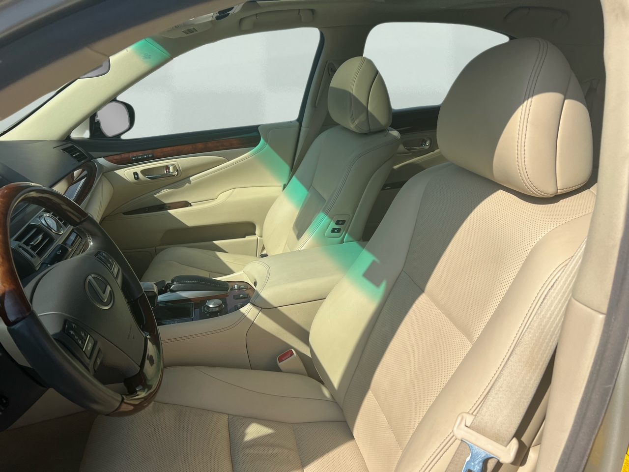 Lexus LS 460 Luxury Sedan AWD 2015