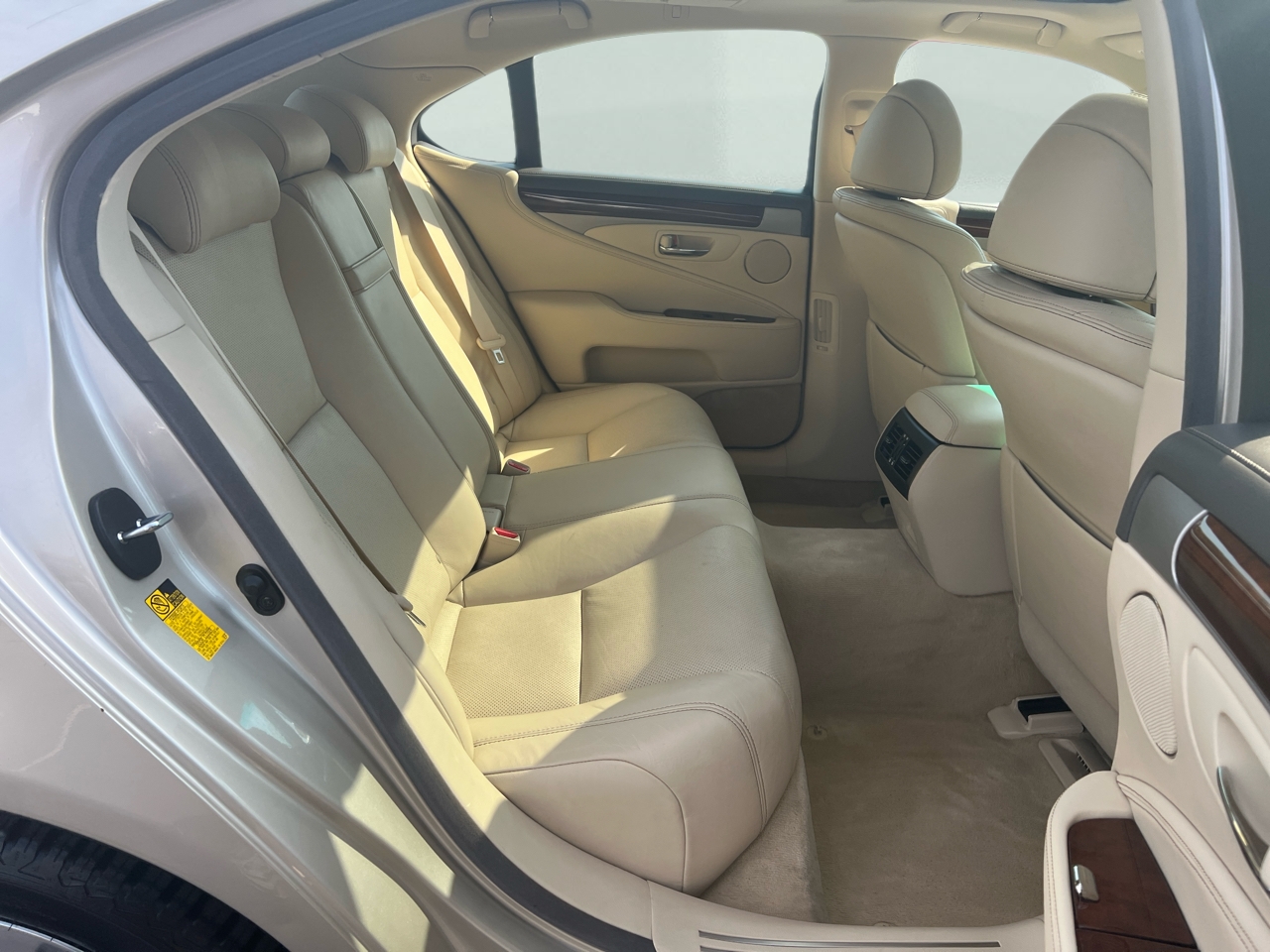 Lexus LS 460 Luxury Sedan AWD 2015