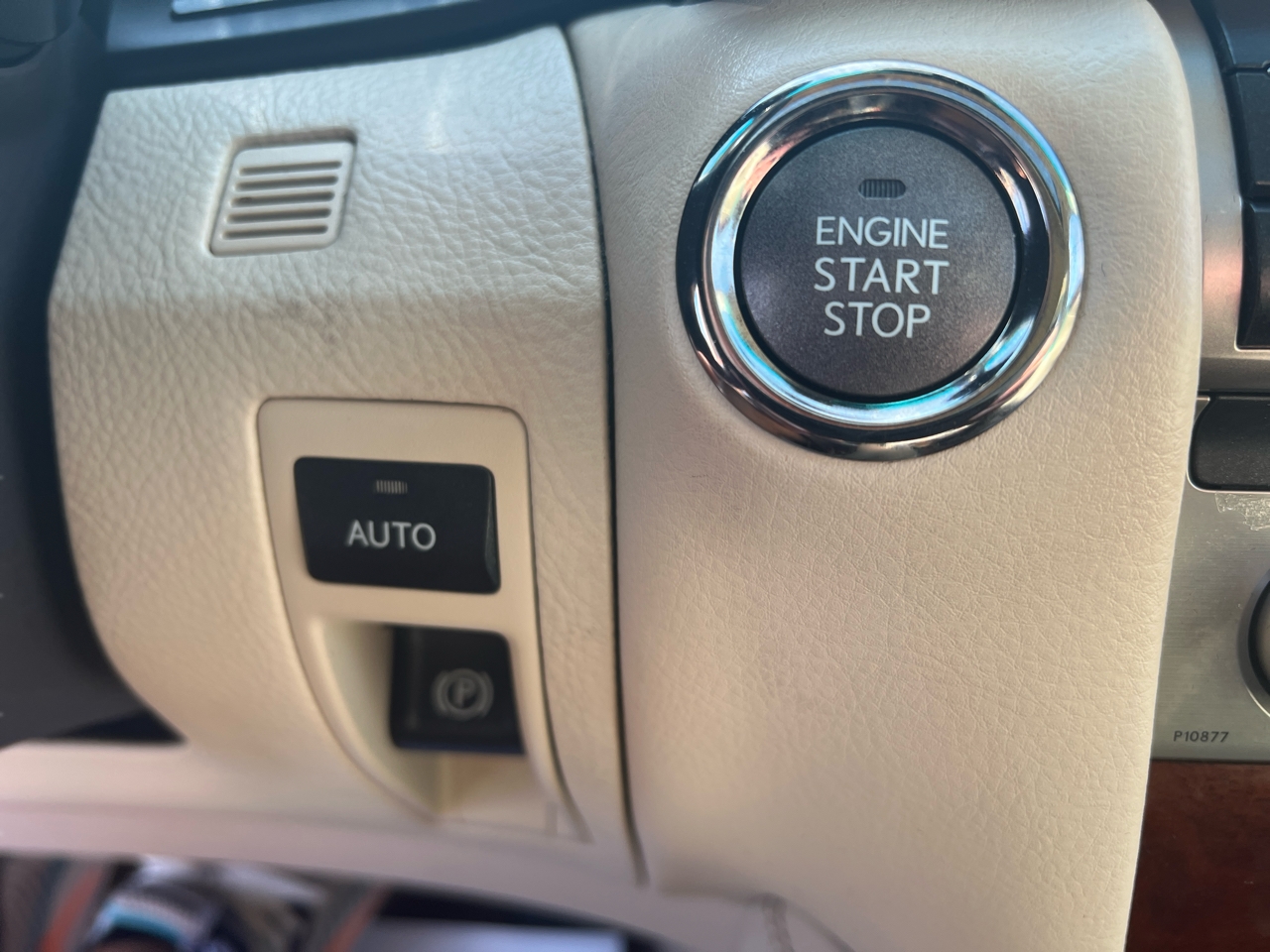 Lexus LS 460 Luxury Sedan AWD 2015