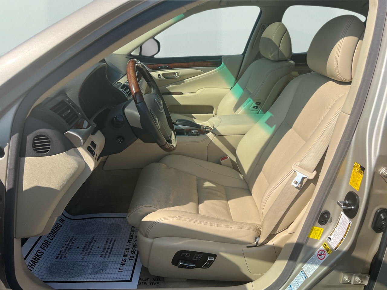 Lexus LS 460 Luxury Sedan AWD 2015