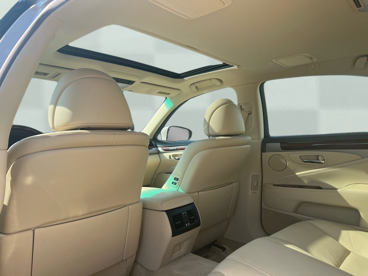 Lexus LS 460 Luxury Sedan AWD 2015