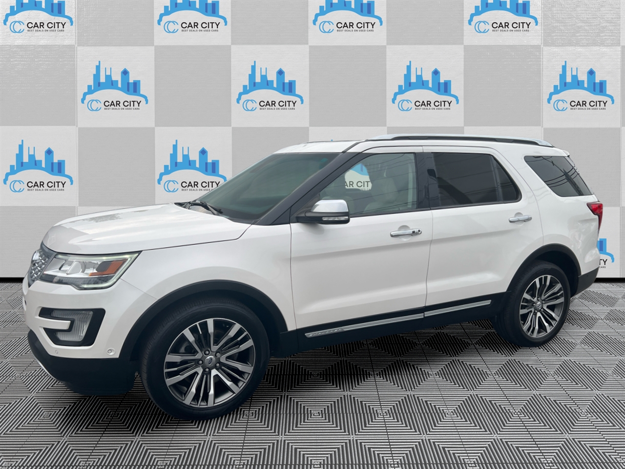 Ford Explorer Platinum 4WD 2016