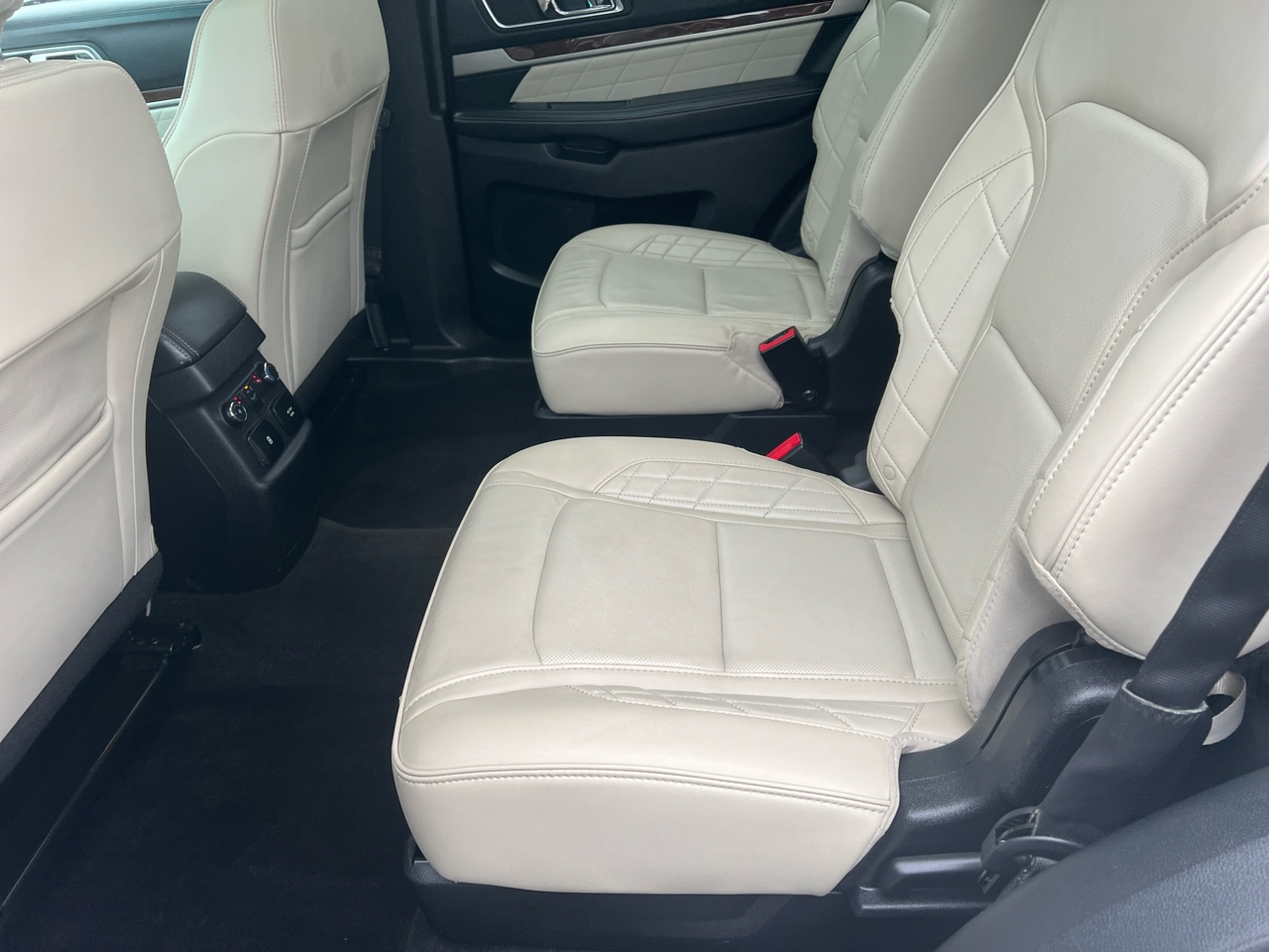Ford Explorer Platinum 4WD 2016