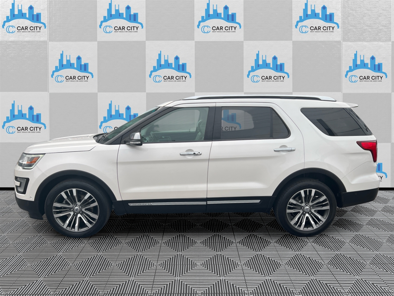 Ford Explorer Platinum 4WD 2016
