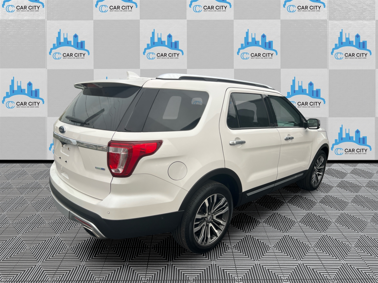 Ford Explorer Platinum 4WD 2016