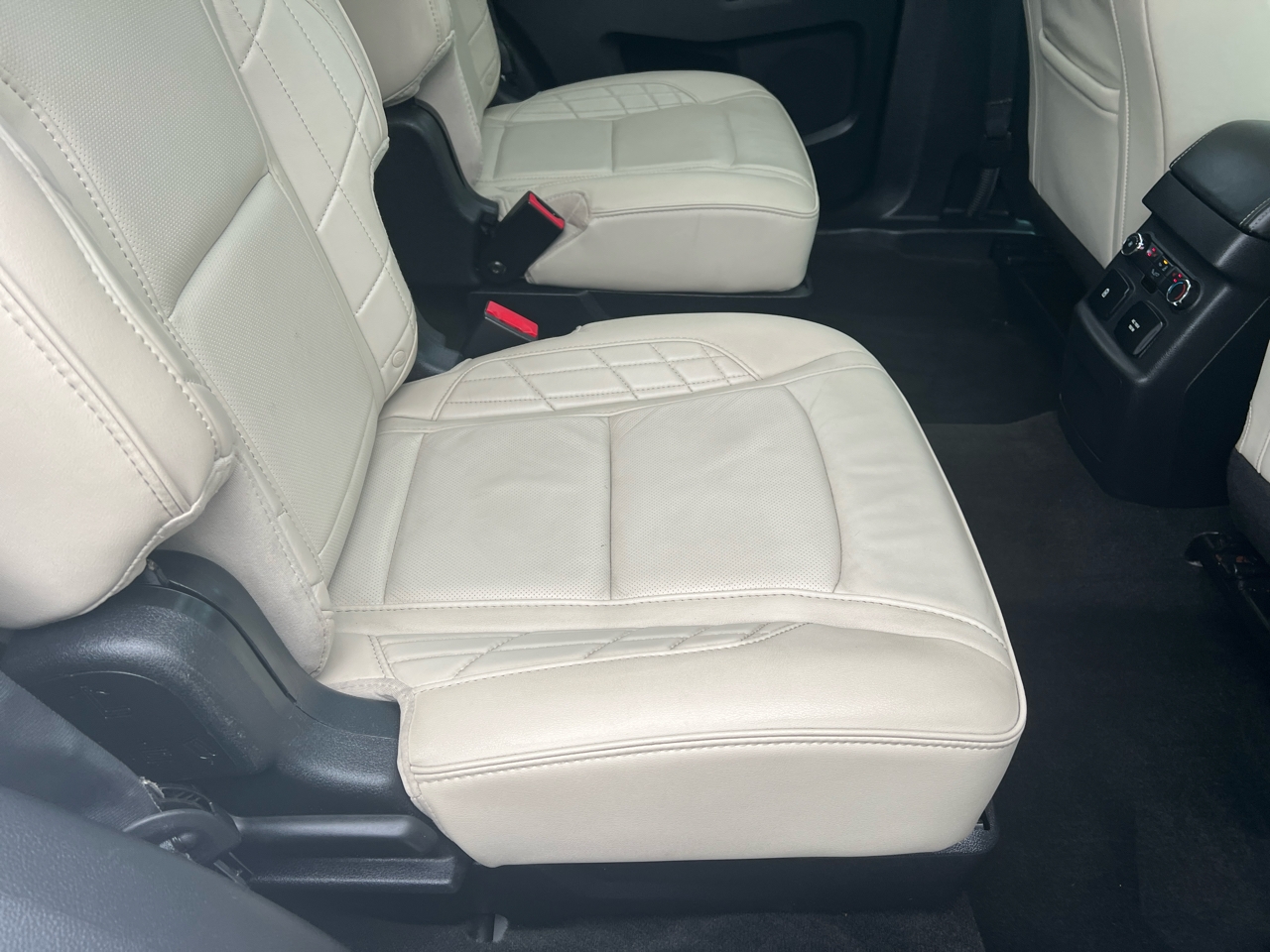 Ford Explorer Platinum 4WD 2016