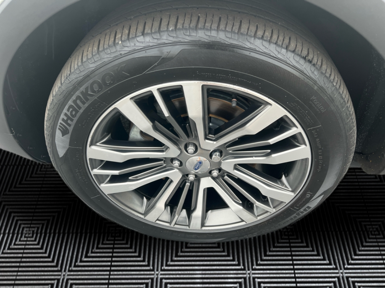 Ford Explorer Platinum 4WD 2016