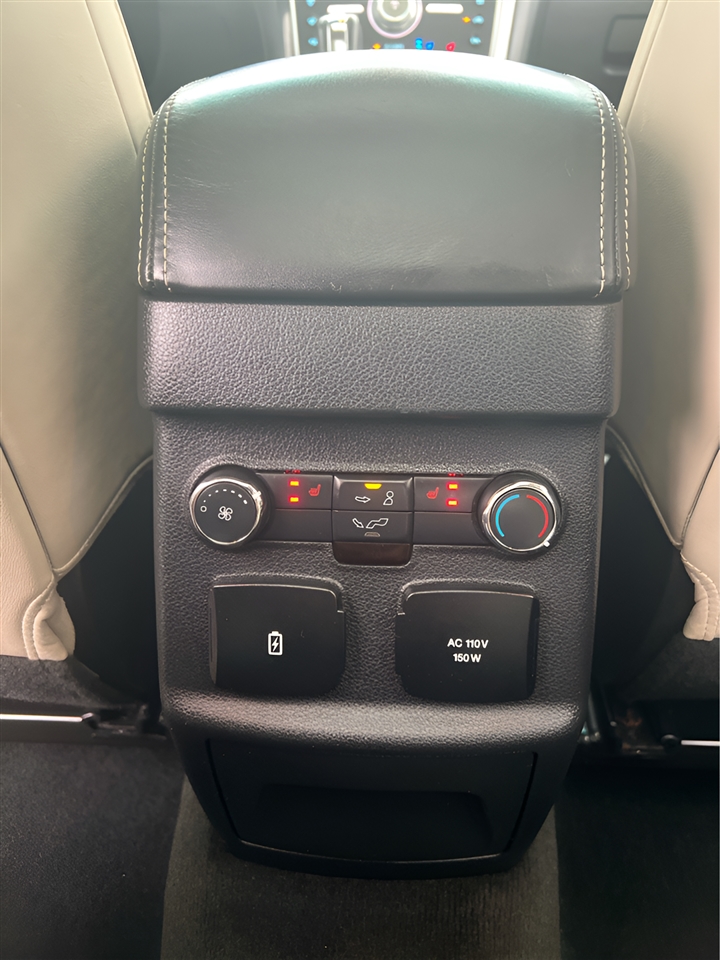 Ford Explorer Platinum 4WD 2016