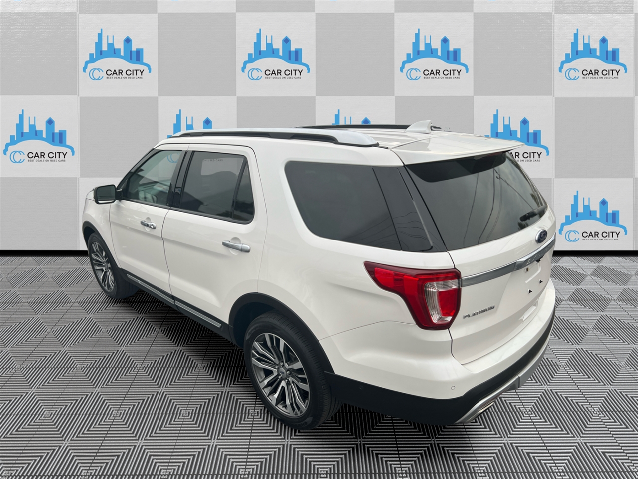 Ford Explorer Platinum 4WD 2016