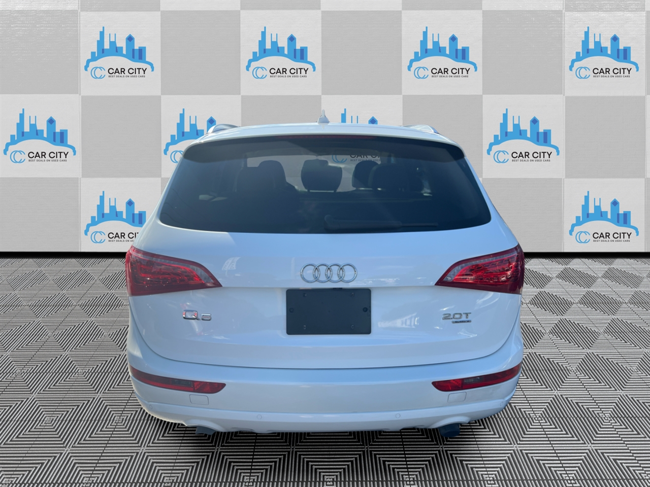 Audi Q5 2.0 quattro Premium 2012
