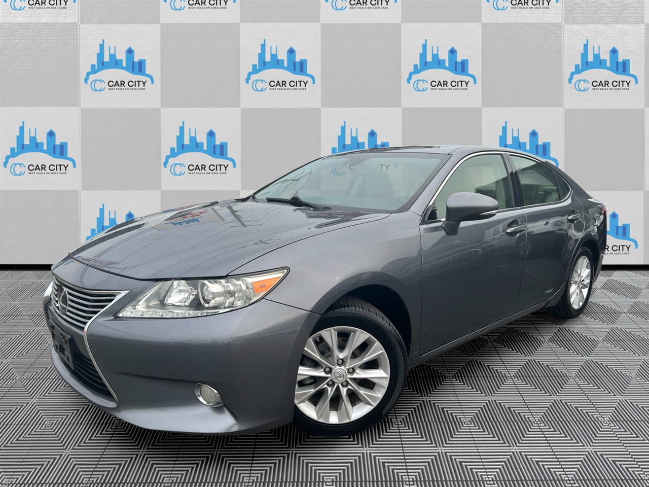Lexus ES 300h 4dr Sdn Hybrid 2014