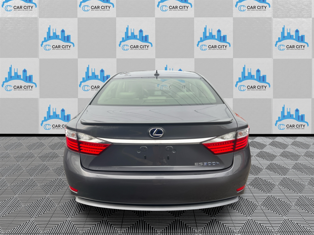 Lexus ES 300h 4dr Sdn Hybrid 2014