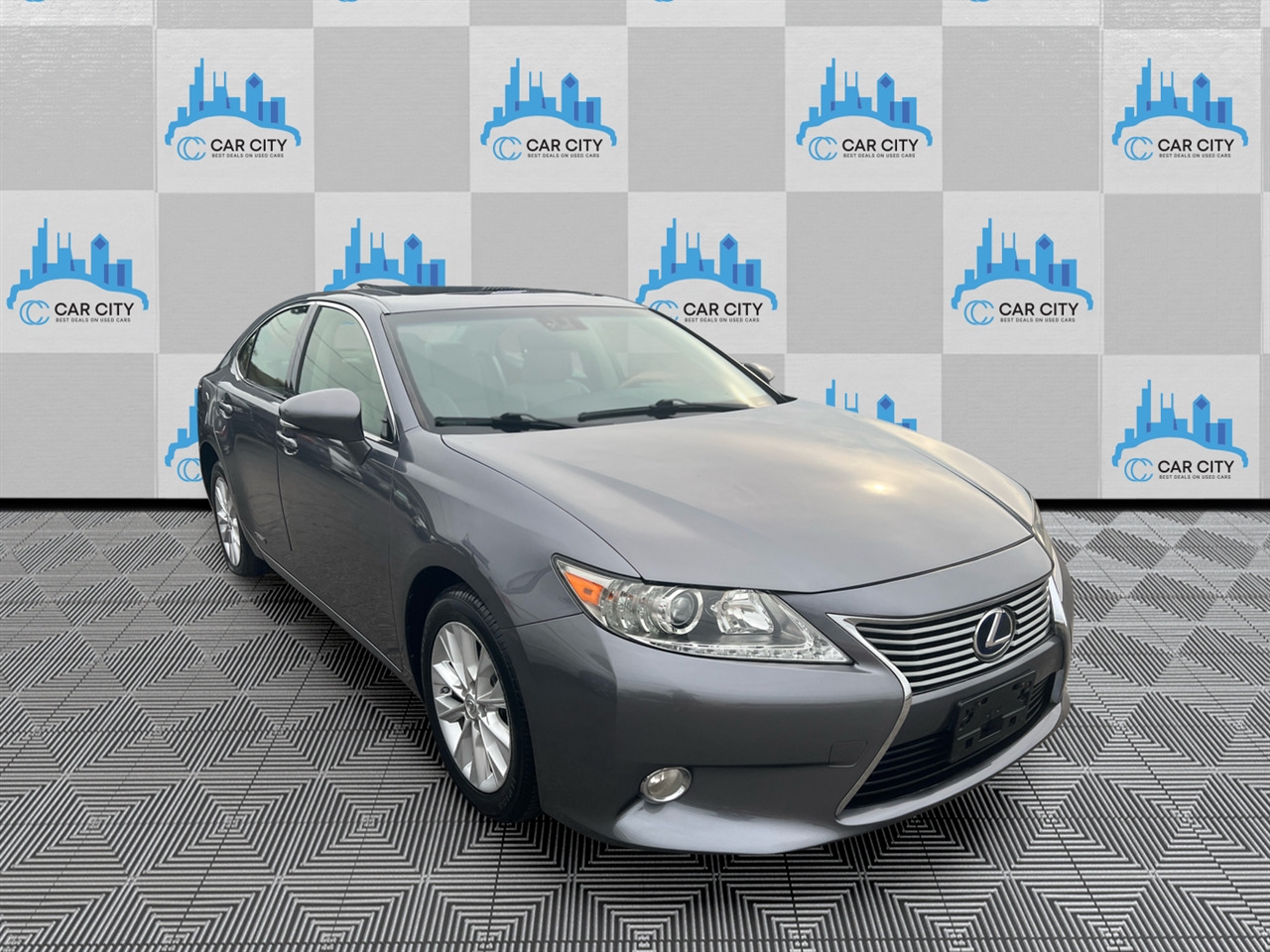 Lexus ES 300h 4dr Sdn Hybrid 2014