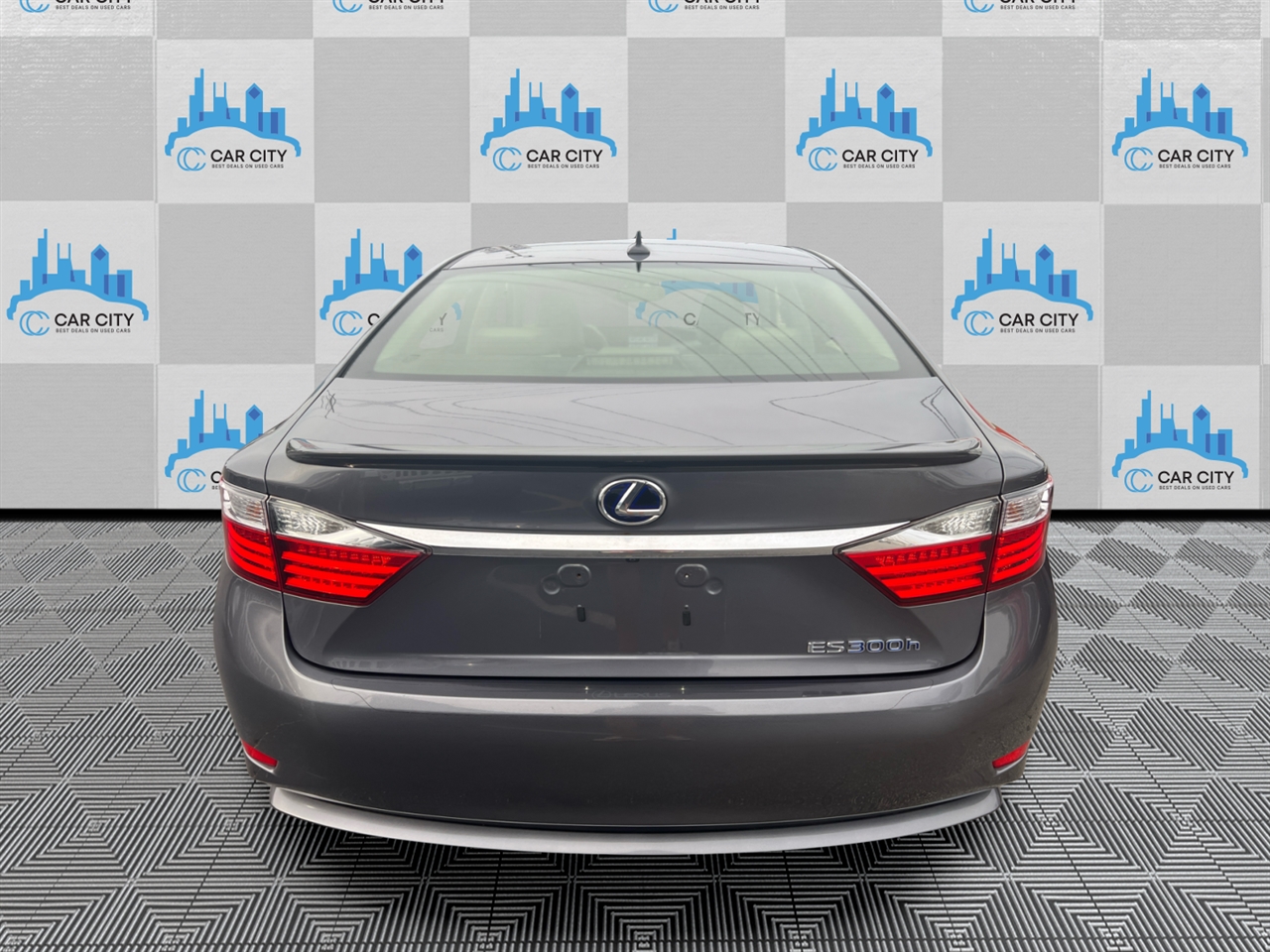 Lexus ES 300h 4dr Sdn Hybrid 2014