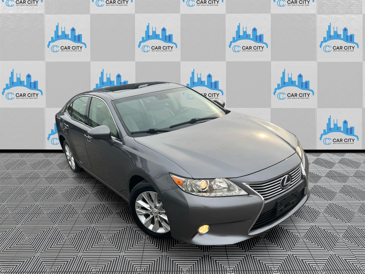 Lexus ES 300h 4dr Sdn Hybrid 2014