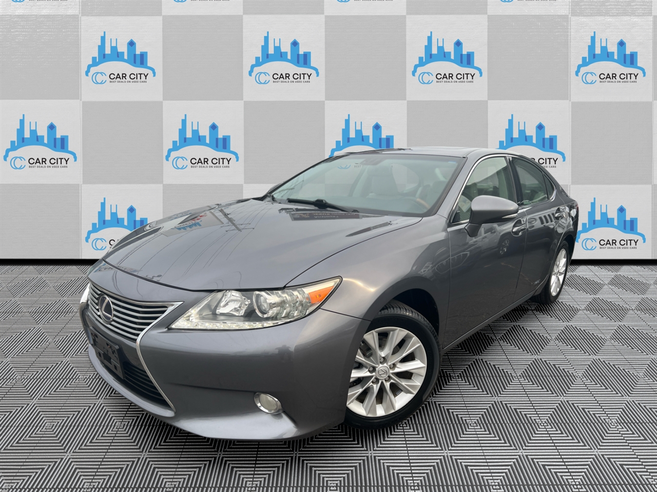Lexus ES 300h 4dr Sdn Hybrid 2014