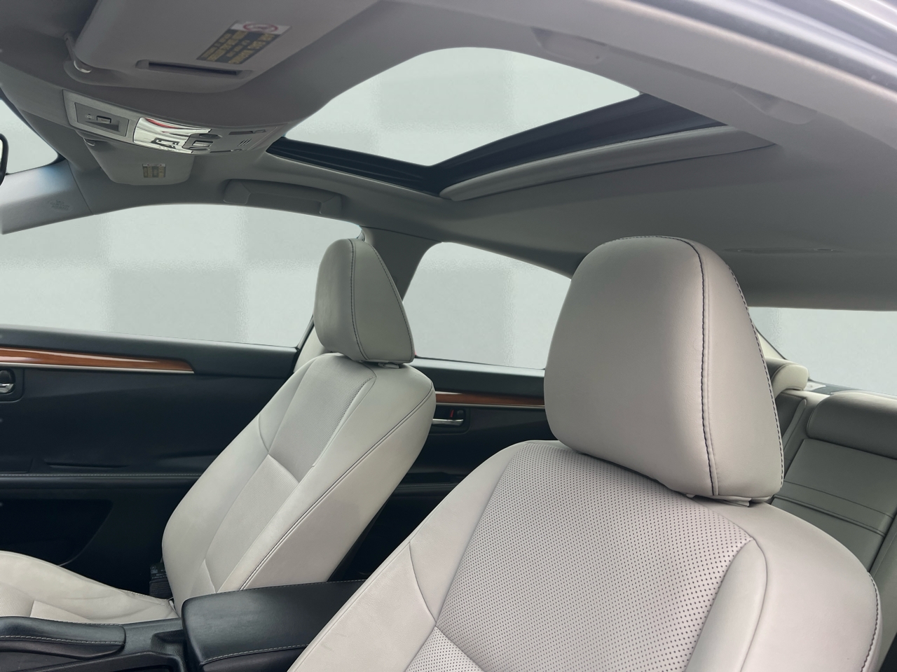 Lexus ES 300h 4dr Sdn Hybrid 2014