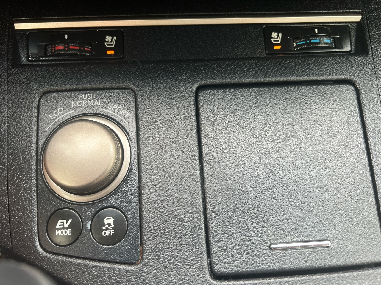 Lexus ES 300h 4dr Sdn Hybrid 2014