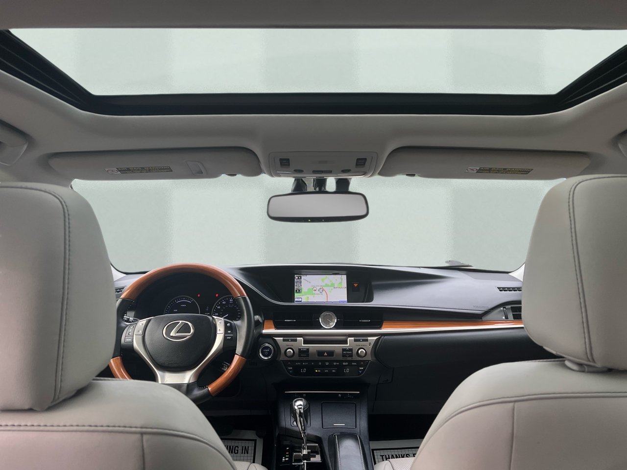 Lexus ES 300h 4dr Sdn Hybrid 2014