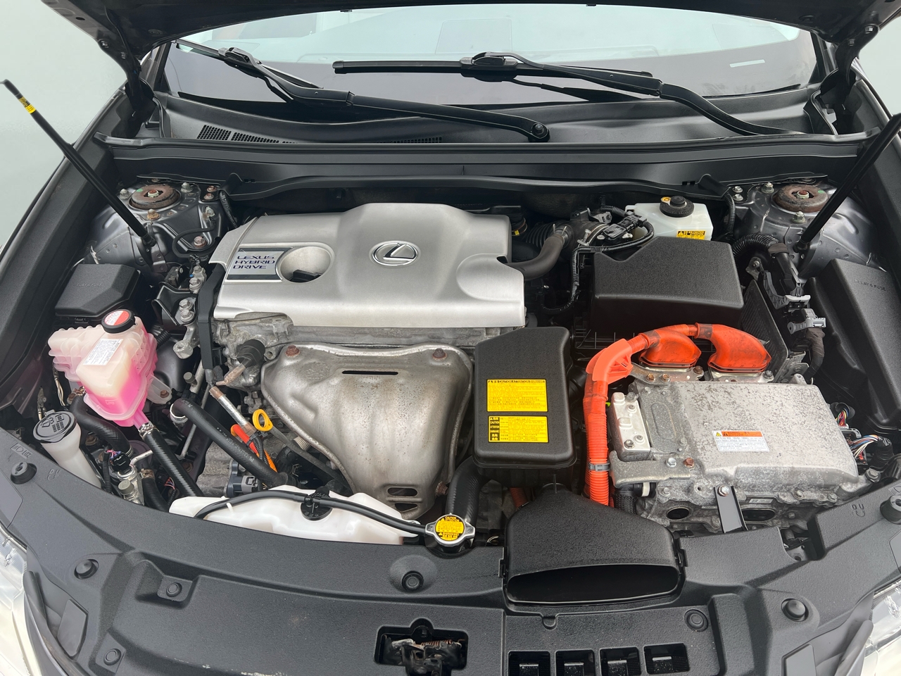 Lexus ES 300h 4dr Sdn Hybrid 2014