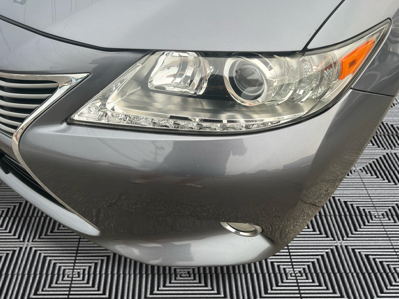 Lexus ES 300h 4dr Sdn Hybrid 2014