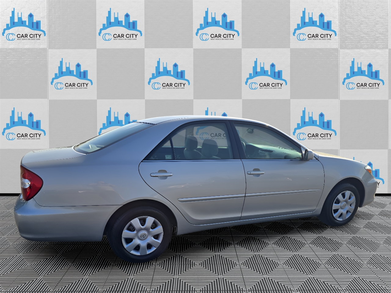 Toyota Camry XLE 2003