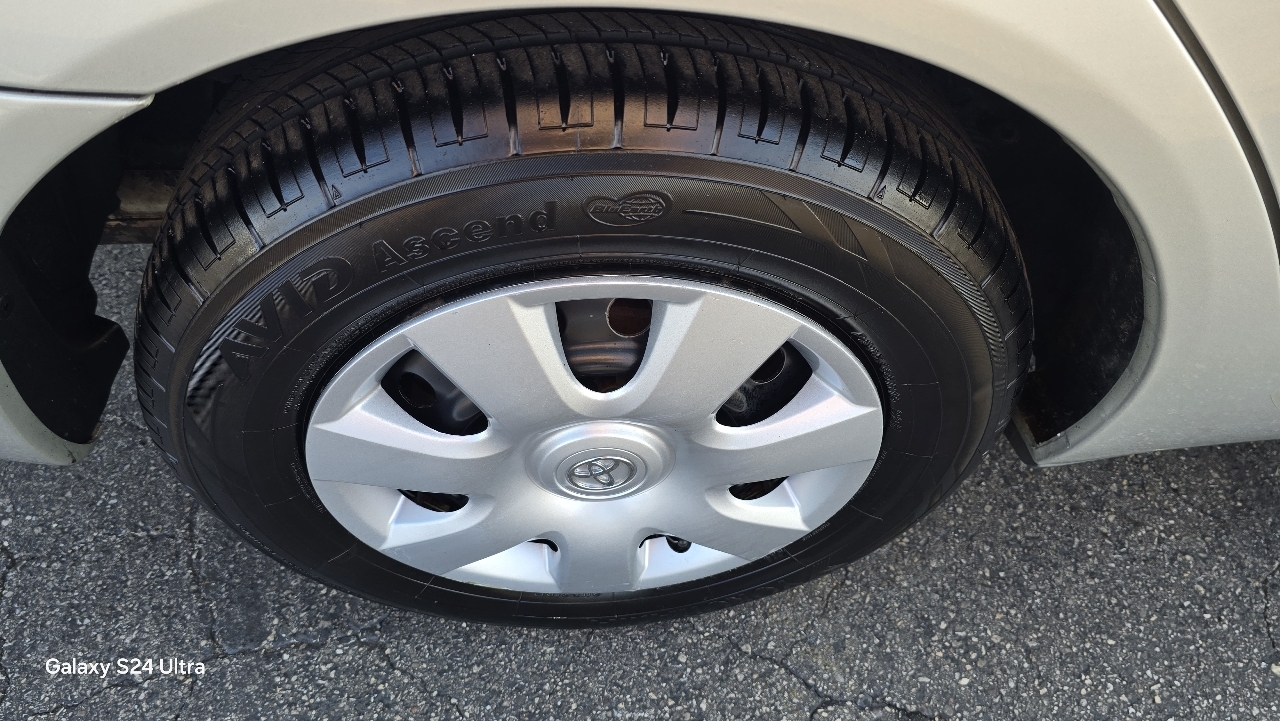 Toyota Camry XLE 2003