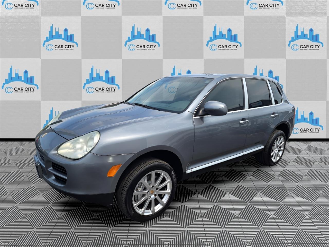 Porsche Cayenne S AWD 2004