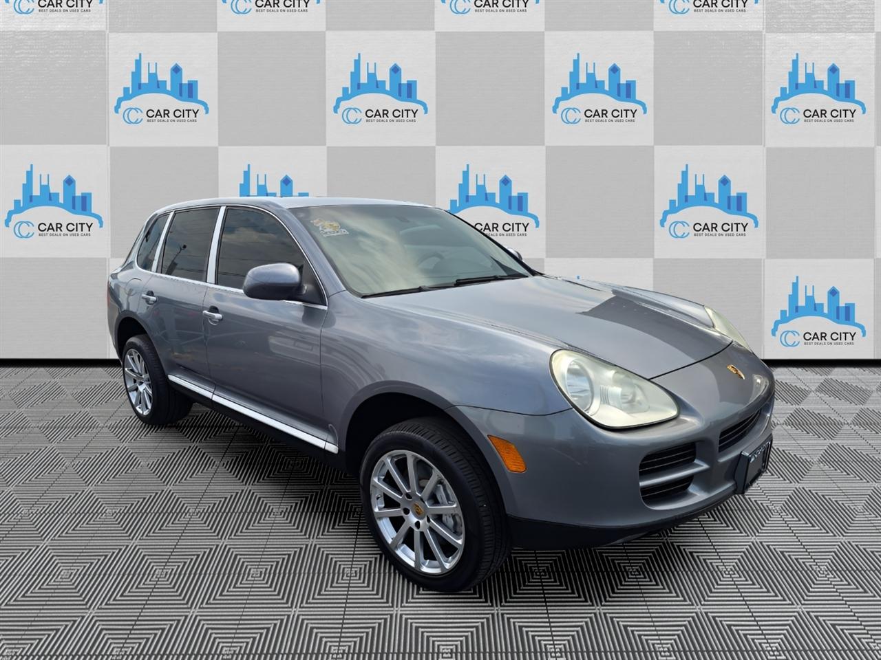Porsche Cayenne S AWD 2004