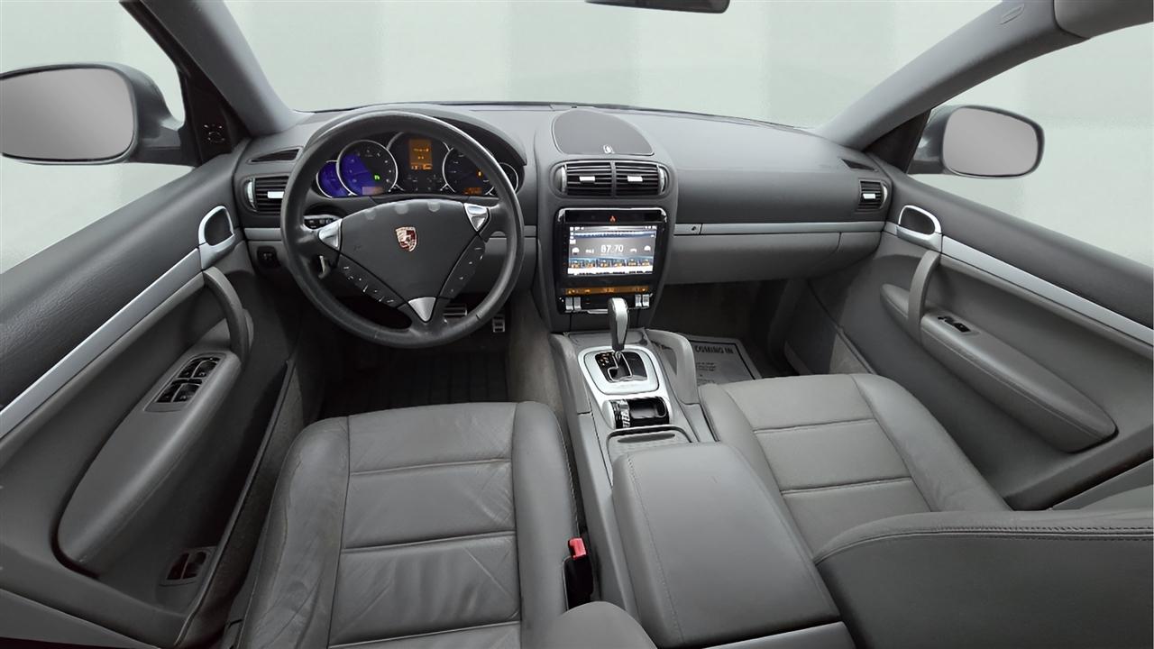 Porsche Cayenne S AWD 2004