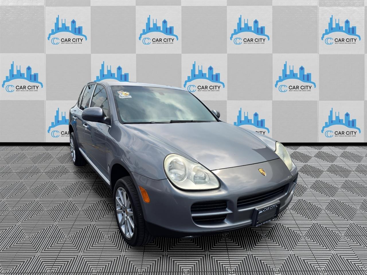 Porsche Cayenne S AWD 2004