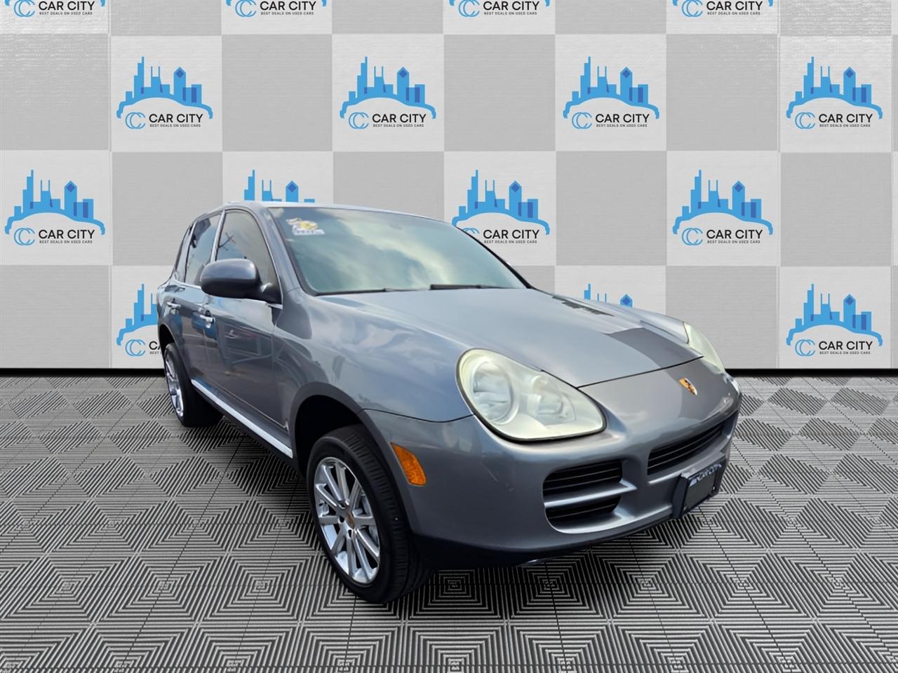 Porsche Cayenne S AWD 2004