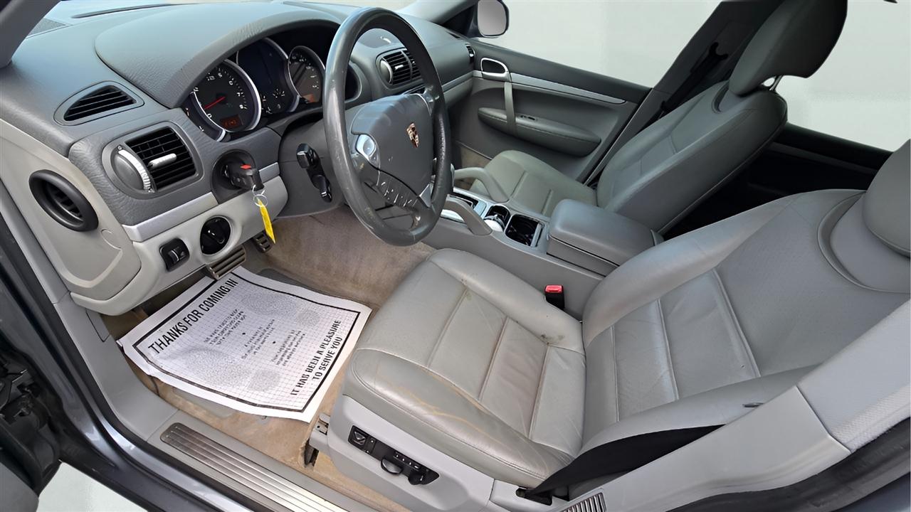 Porsche Cayenne S AWD 2004