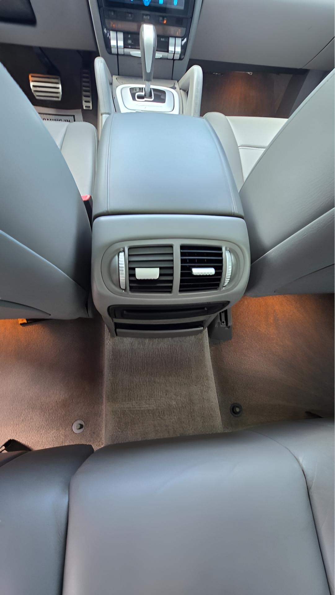 Porsche Cayenne S AWD 2004