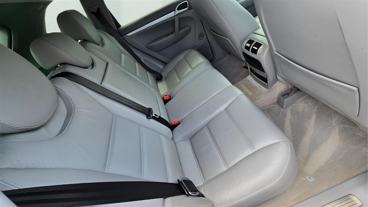 Porsche Cayenne S AWD 2004