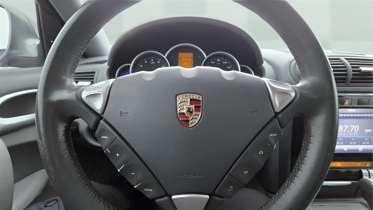 2004 Porsche Cayenne S - Photo 21