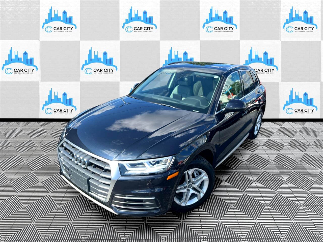 Audi Q5 2.0T Premium Plus quattro 2018