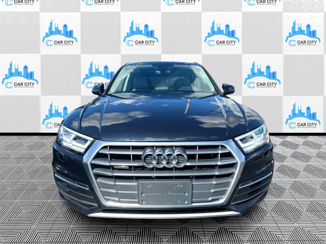 Audi Q5 2.0T Premium Plus quattro 2018