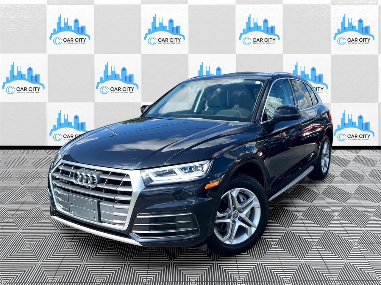 Audi Q5 2.0T Premium Plus quattro 2018